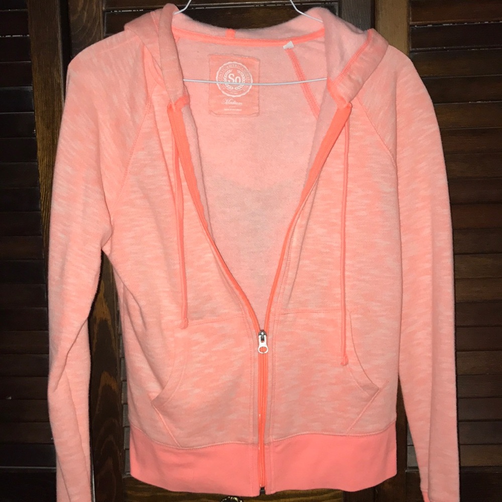 Coral/orange zip up! 🌞🌼